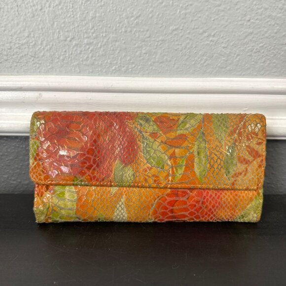 Hobo Eden Embossed Leather Tropical Flap Clutch Purse Snake Wallet w/ Coin Purse - Picture 6 of 7
